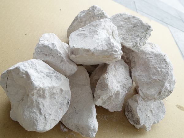 Bột talc Apex-VN được sản xuất từ nguồn quặng talc tự nhiên tại Trung Đông