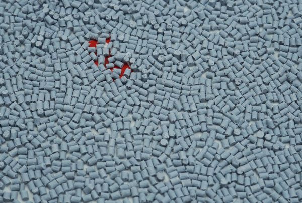 Xu hướng sử dụng hạt nhựa trong sản xuất linh kiện ô tô